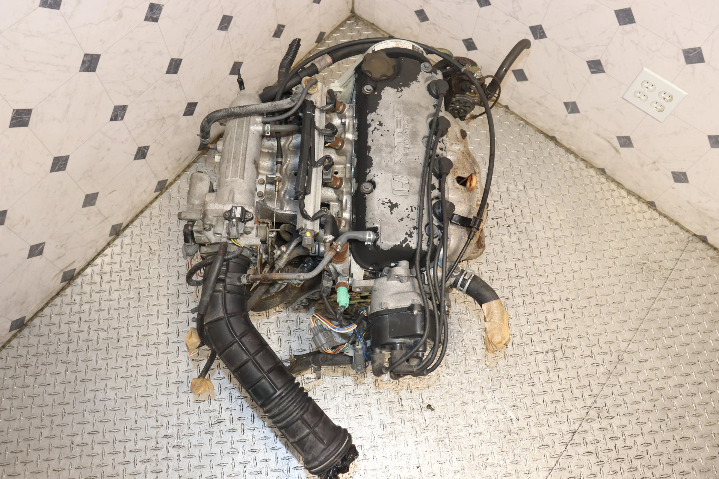 1996-2000 Honda Civic Engine 1.5L JDM D15B Single Vtec 4 Cylinder - Image 11