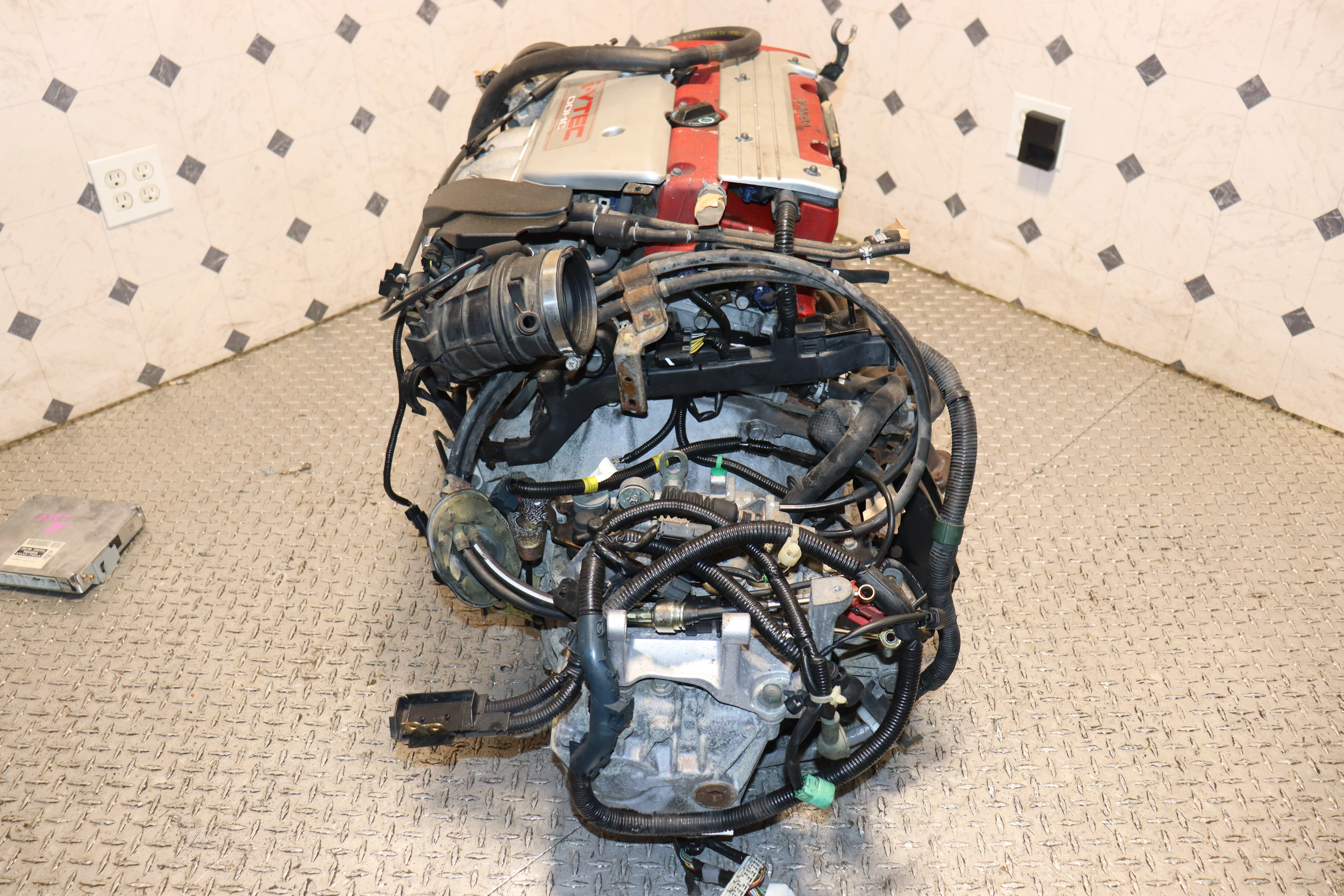 2002-2006 Honda Integra RSX DC5 K20A Type R JDM Engine With 6 Speed Manual LSD Transmission - Image 11