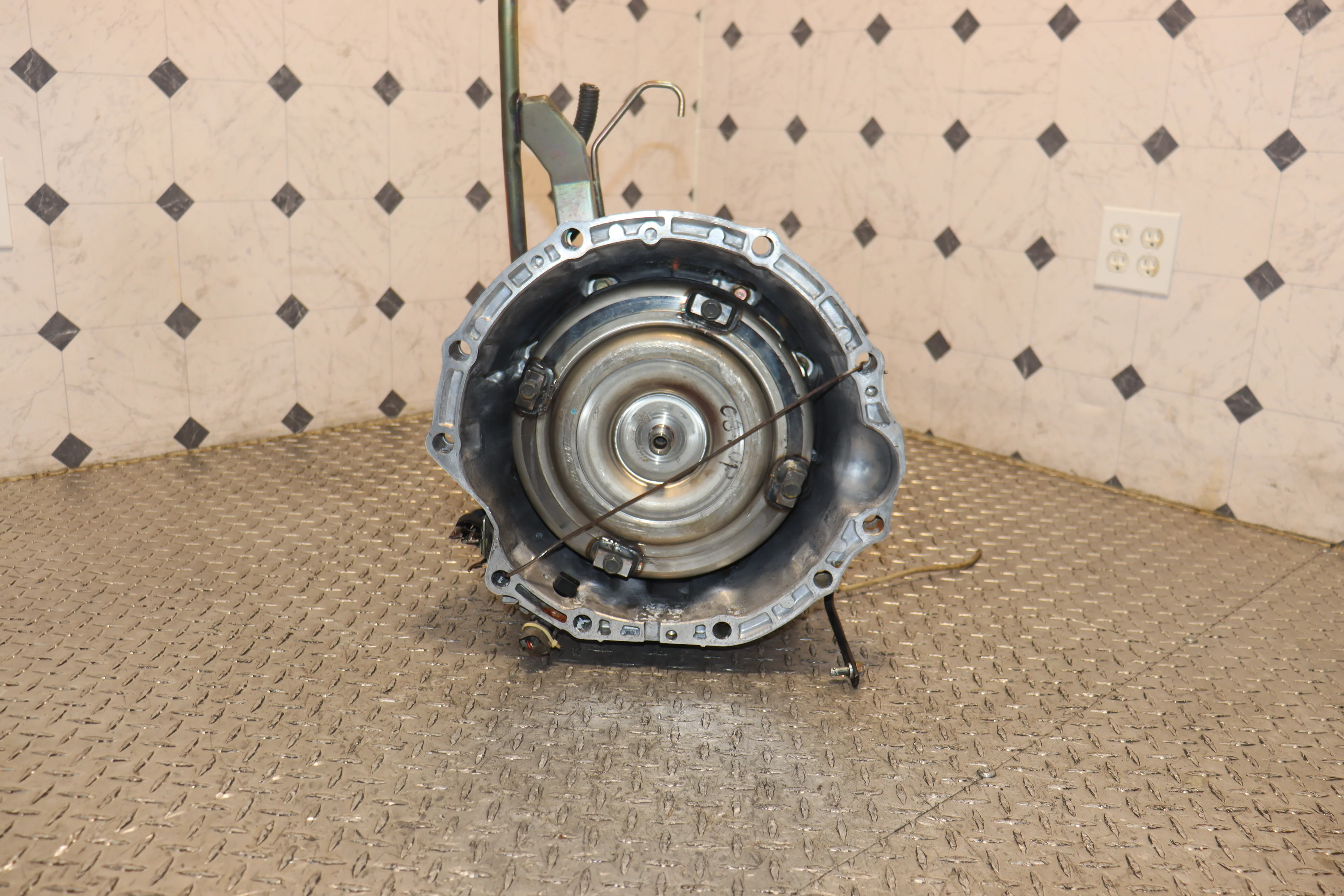 2006-2010 Infiniti M45 VK45DE 4.5L V8 1 Plug RWD Automatic Transmission VK45 - Image 4