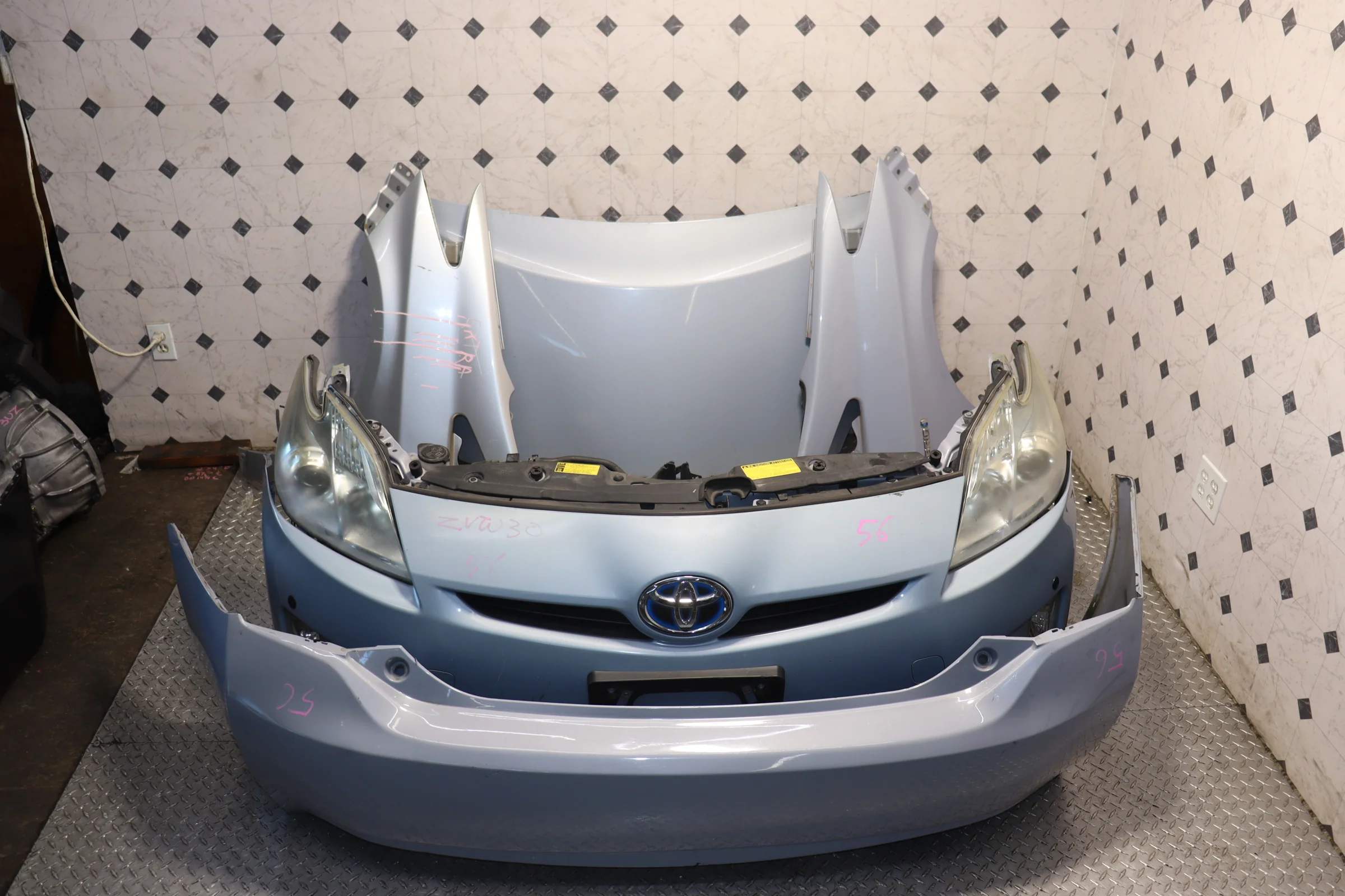 JDM 10-15 TOYOTA PRIUS HYBRID NOSECUT REPLACEMENT W/HOOD & FENDERS (Blue) - Image 4