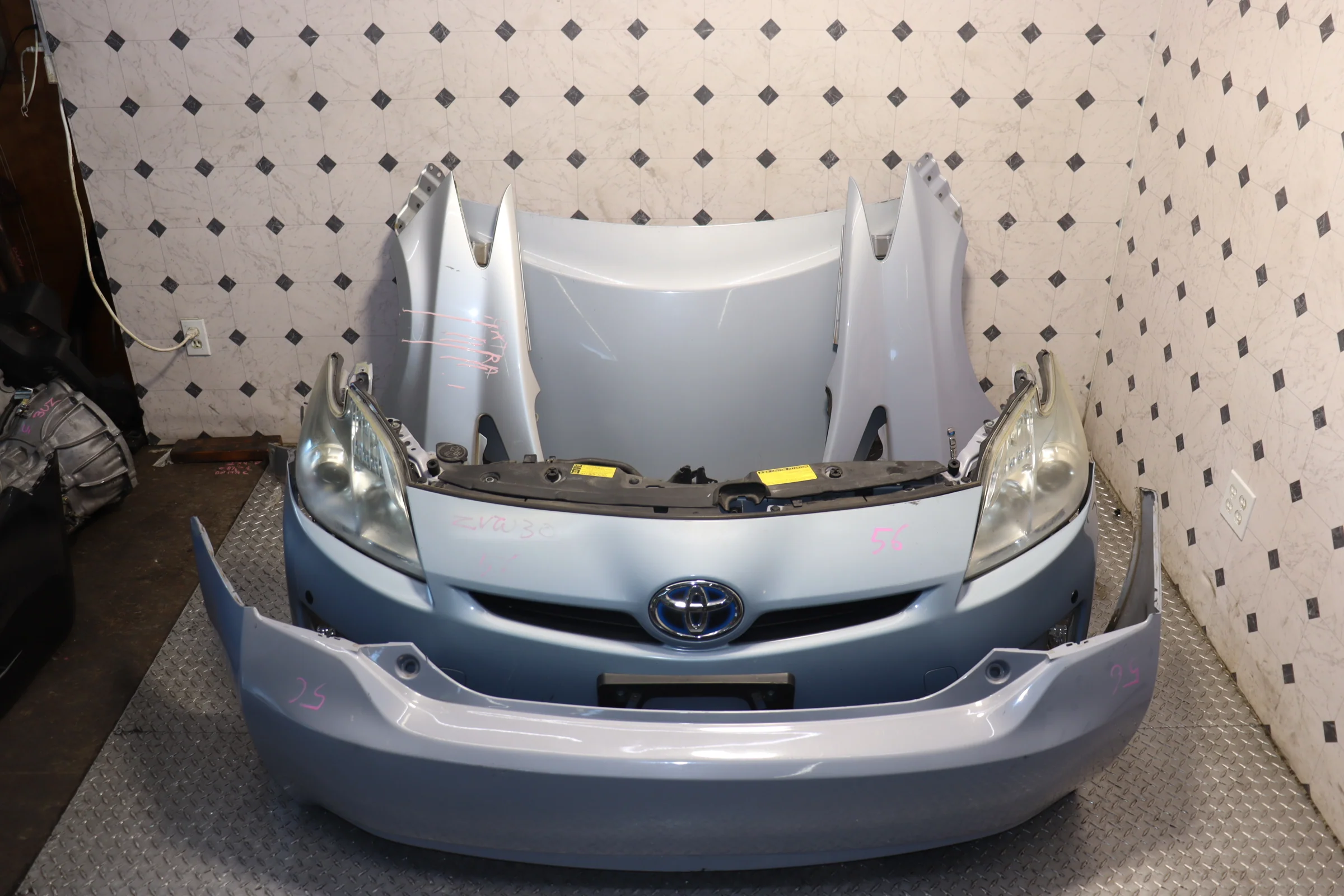 JDM 10-15 TOYOTA PRIUS HYBRID NOSECUT REPLACEMENT W/HOOD & FENDERS (Blue) - Image 5