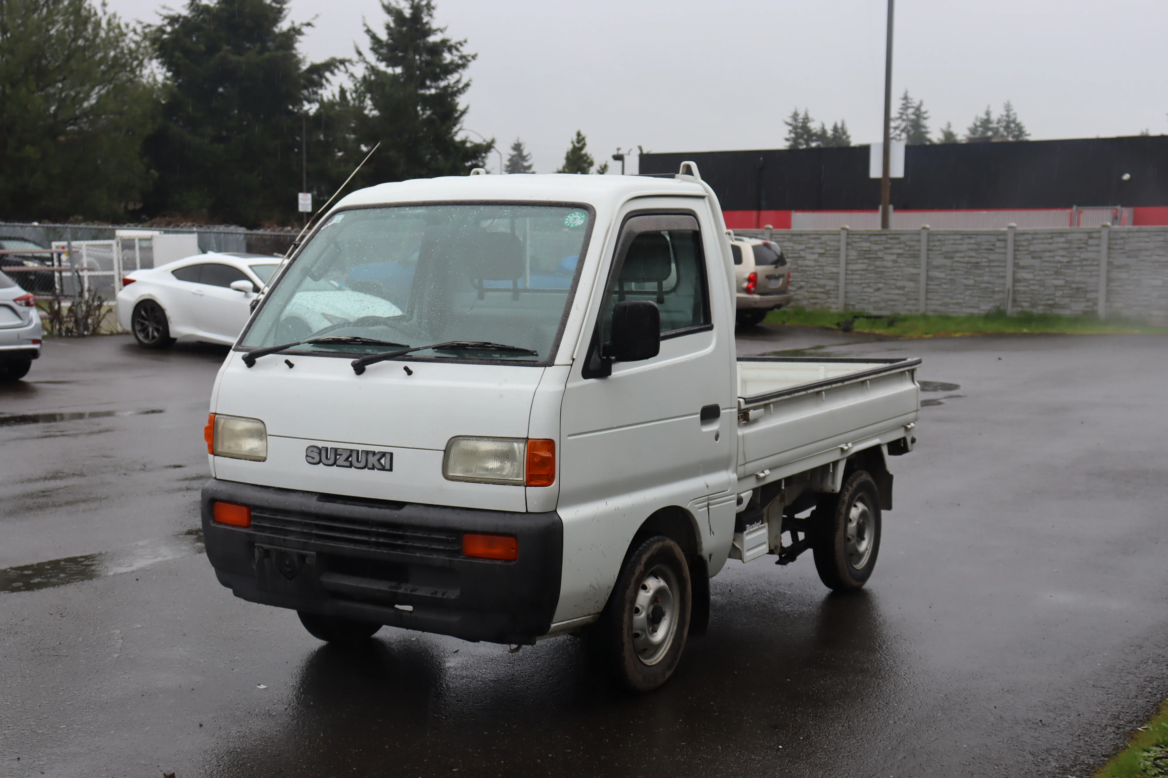 JDM 1996 SUZUKI CARRY KEI TRUCK V-DD51T 4WD LOW MILES - Image 4