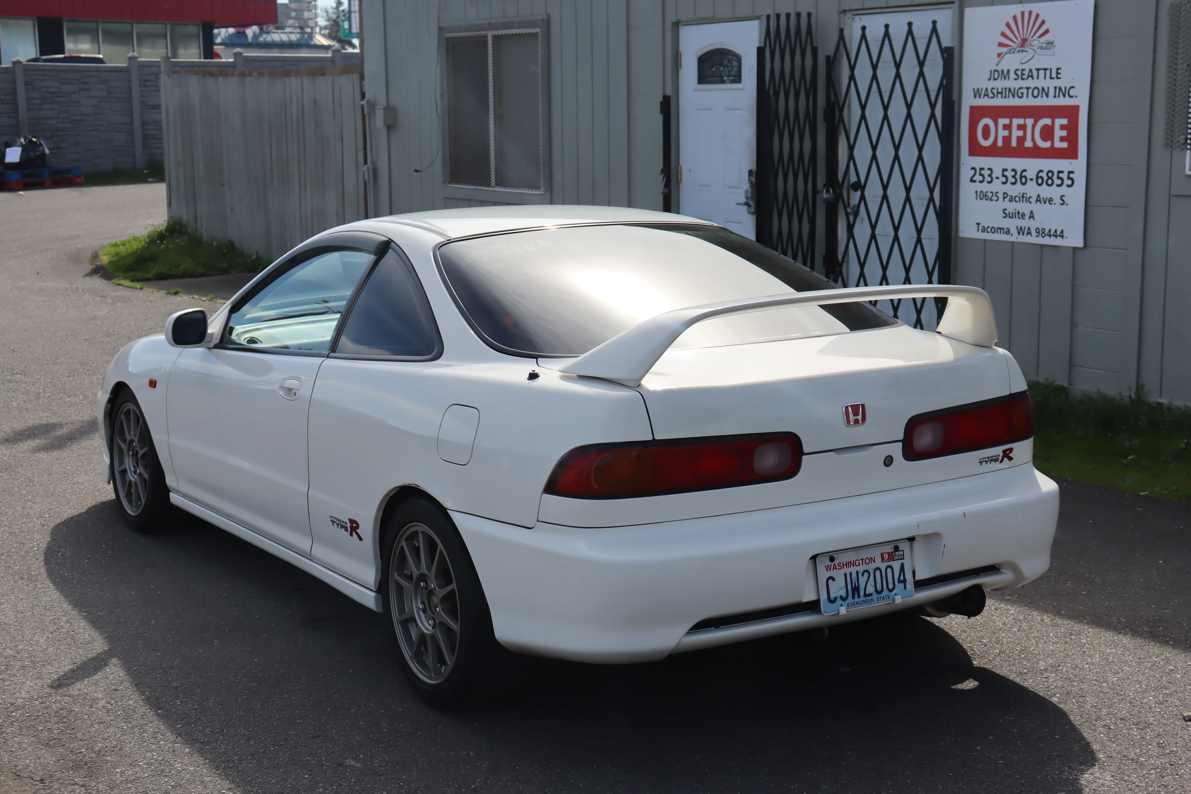JDM 1998 HONDA ACURA INTEGRA TYPE R B18C - Image 8