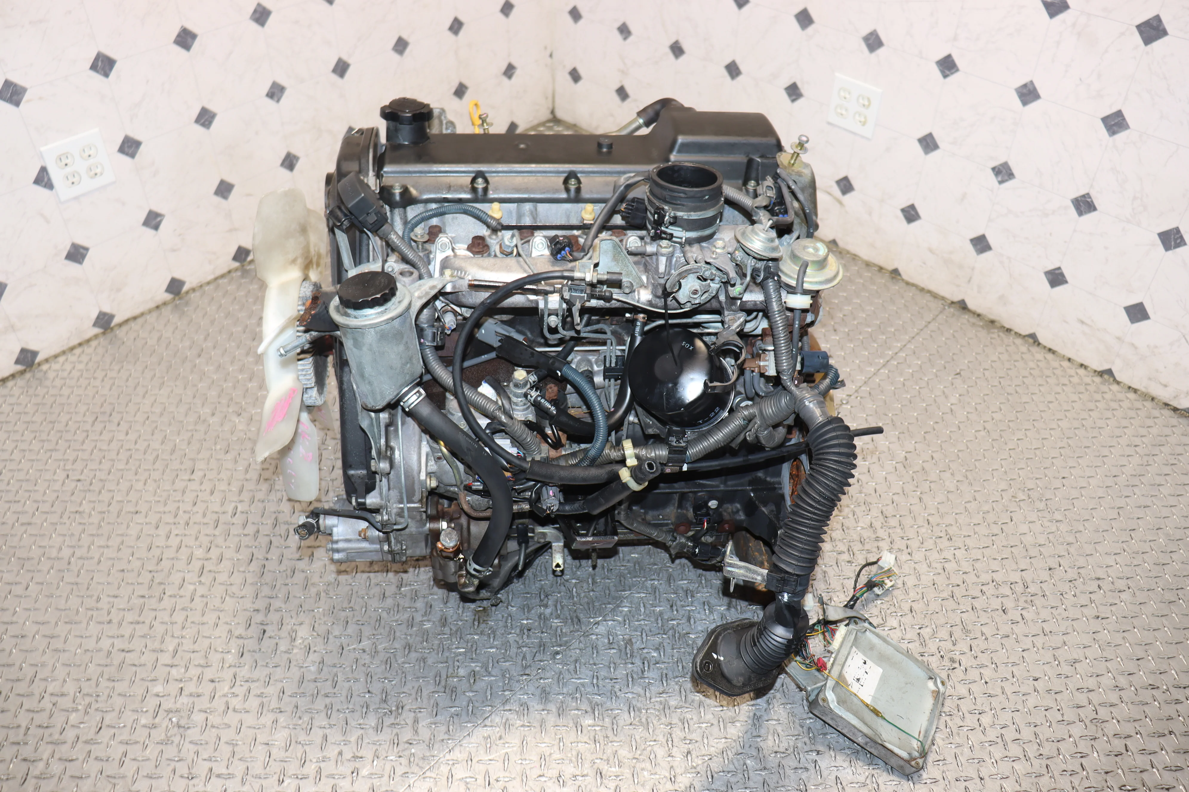 JDM 1KZ-TE 96-97-98-99-00-01-02 4RUNNER HILUX SURF 3.0L TURBO DIESEL ENGINE MOTOR - Image 3