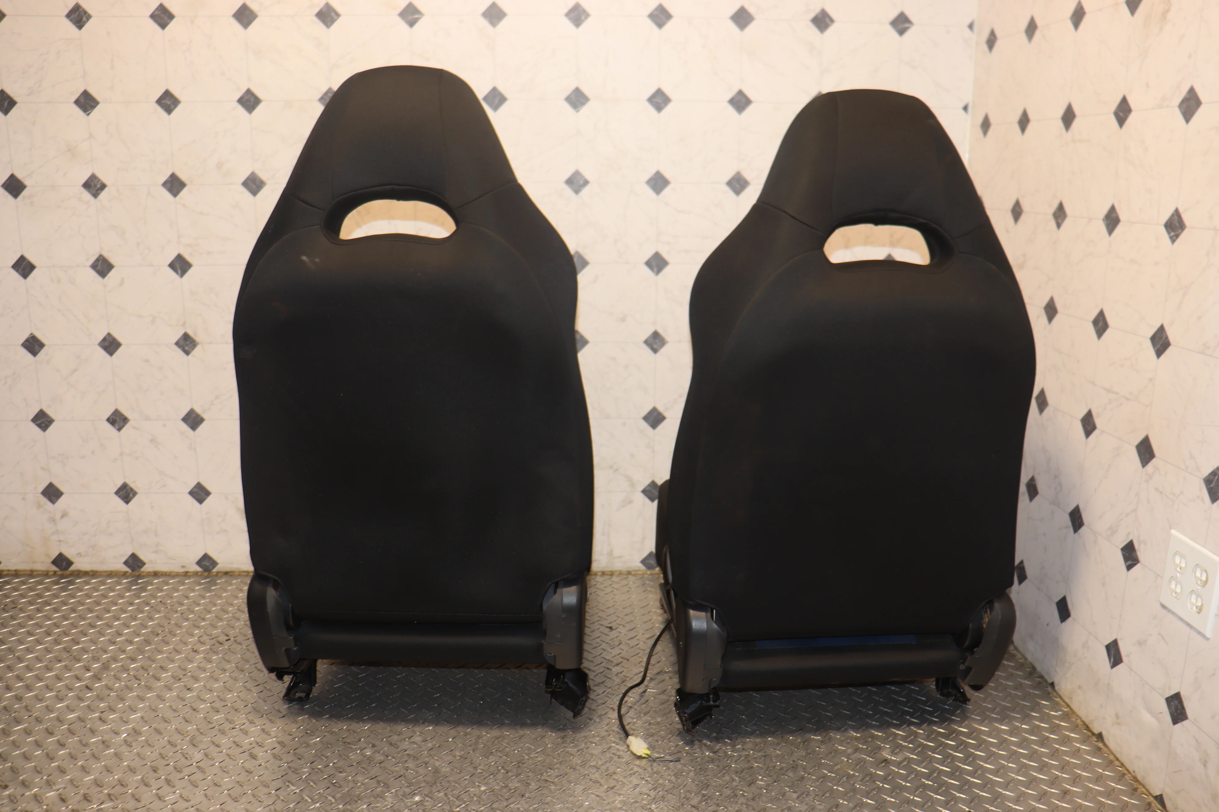 JDM 2002 - 2007 SUBARU IMPREZA WRX STI GDB COMPLETE BLUE FRONT AND REAR SEATS - Image 14
