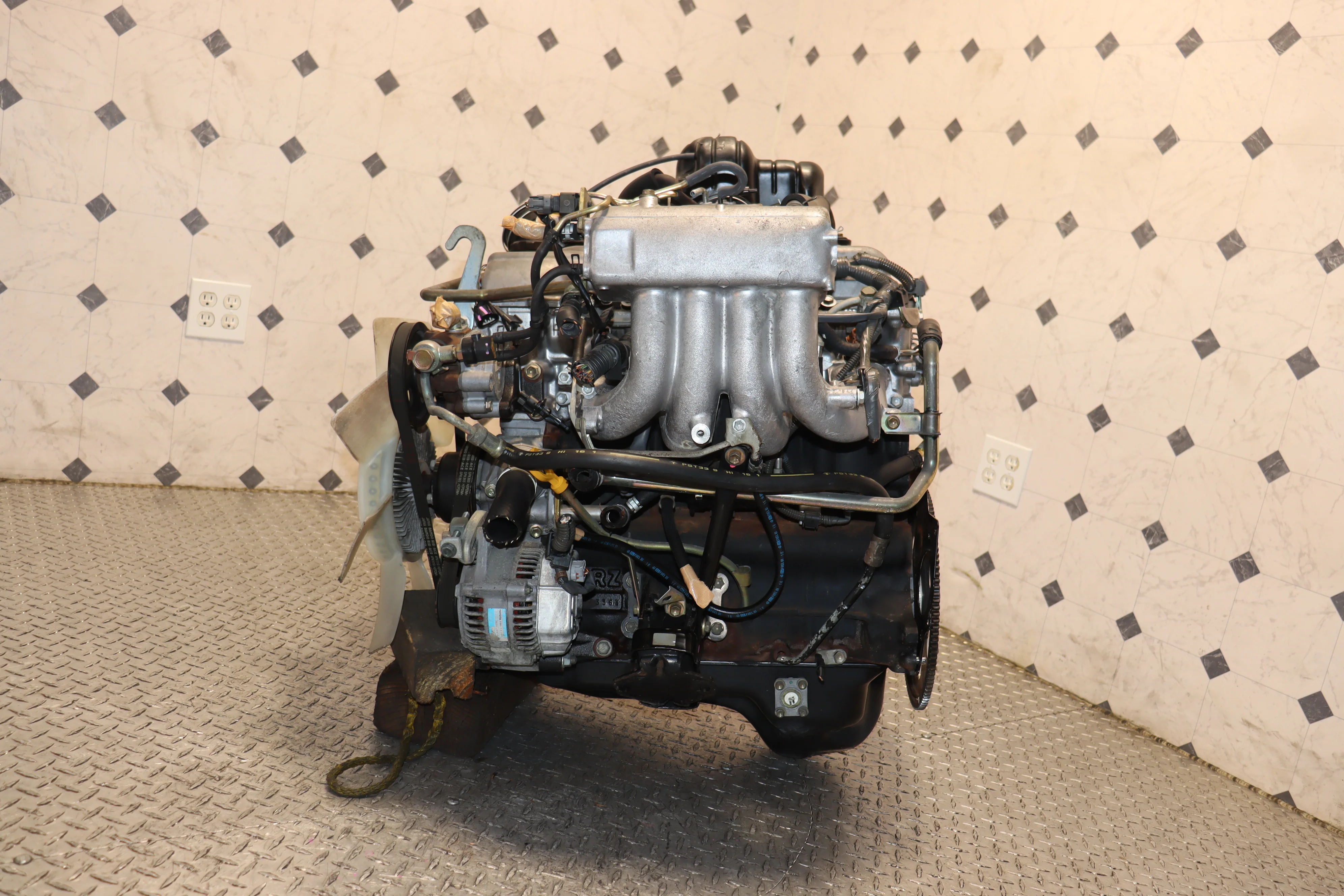 JDM 3RZ-FE 1995 1996 TOYOTA TACOMA 4RUNNER T100 2.7L DISTRIBUTOR TYPE ENGINE - Image 11