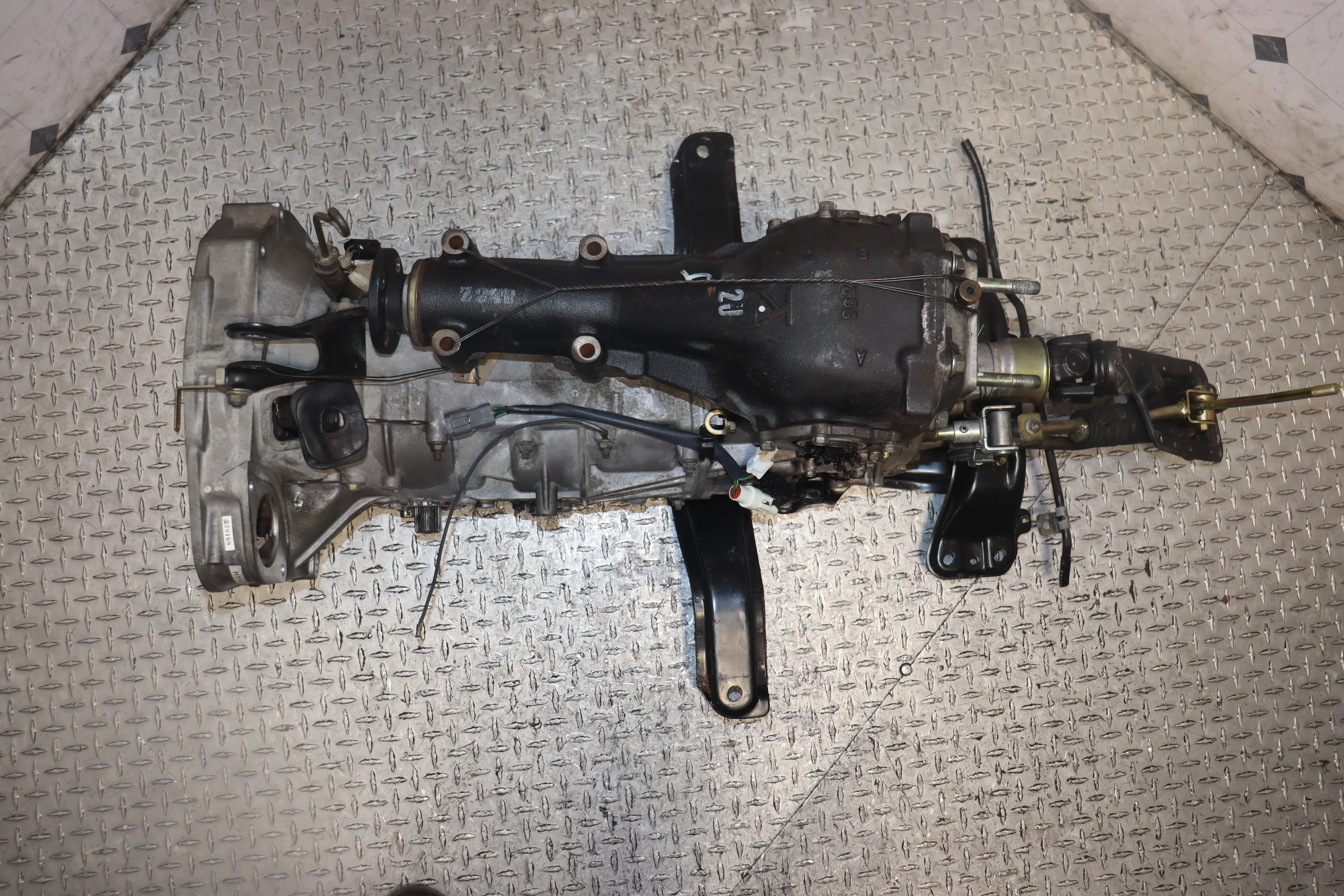 JDM 99-02 SUBARU IMPREZA WRX GC8 STI VERSION V TYPE-RA LIMITED EJ207& SPD MANUAL TRANSMISSION W/DIFF - Image 10