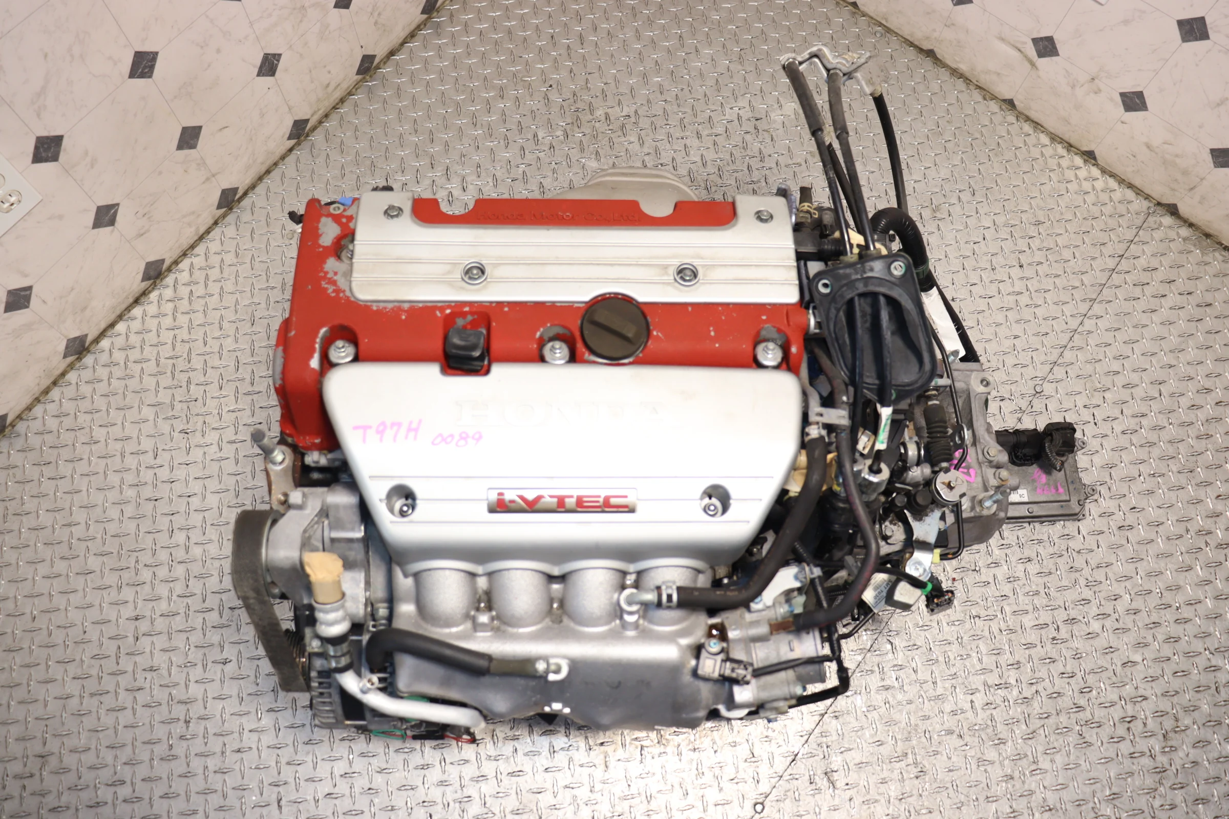 Honda Civic FN2 Type R K20A JDM Engine | 2.0L Inline-4 Cylinder DOHC i-VTEC Motor + 6 Speed Manual Transmission - Image 3