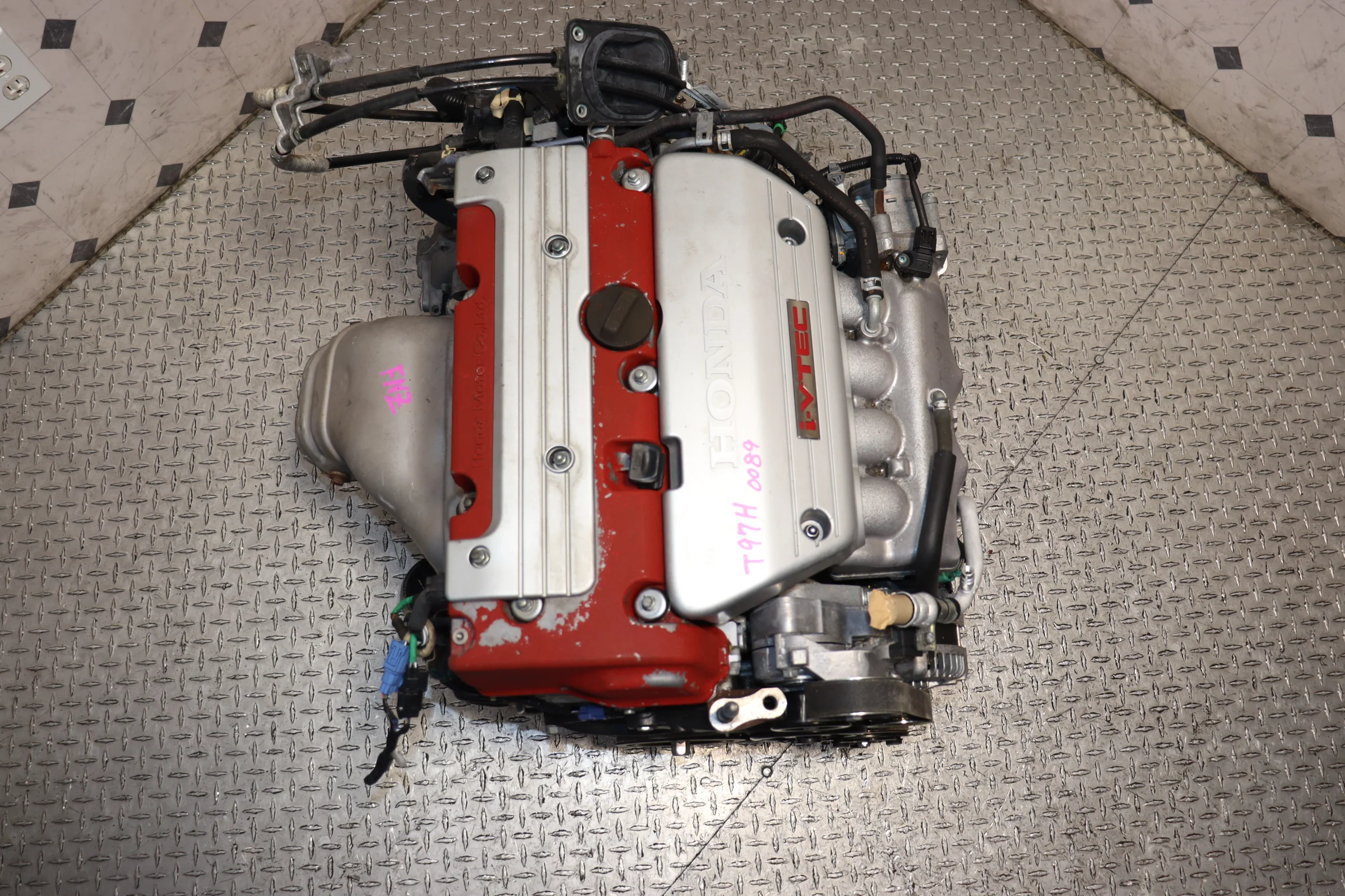 Honda Civic FN2 Type R K20A JDM Engine | 2.0L Inline-4 Cylinder DOHC i-VTEC Motor + 6 Speed Manual Transmission - Image 4