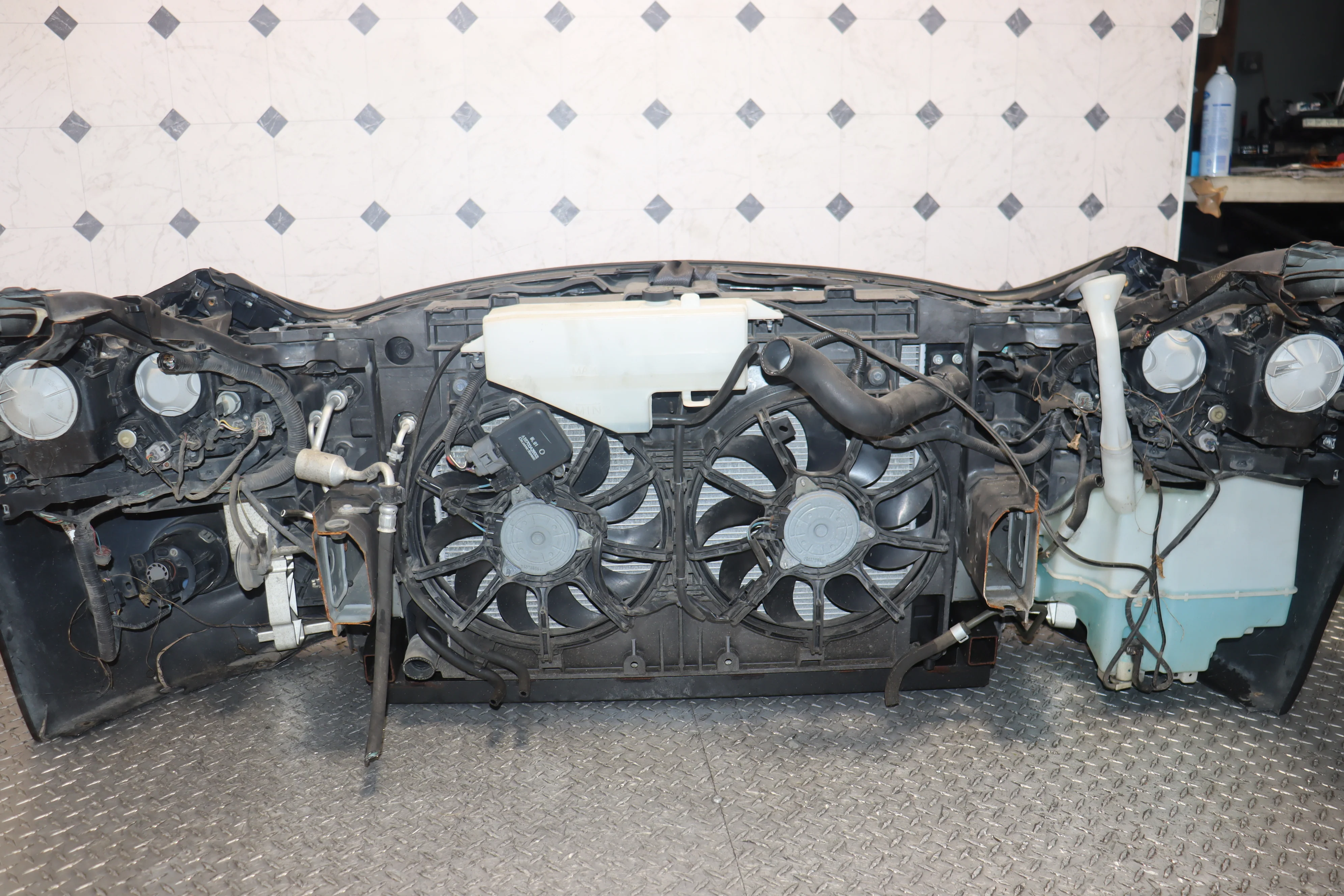 JDM NISSAN FUGA 370GT / 2010 - 2013 INFINITI M37 COMPLETE FRONT-END NOSE CUT CONVERSION - Image 10