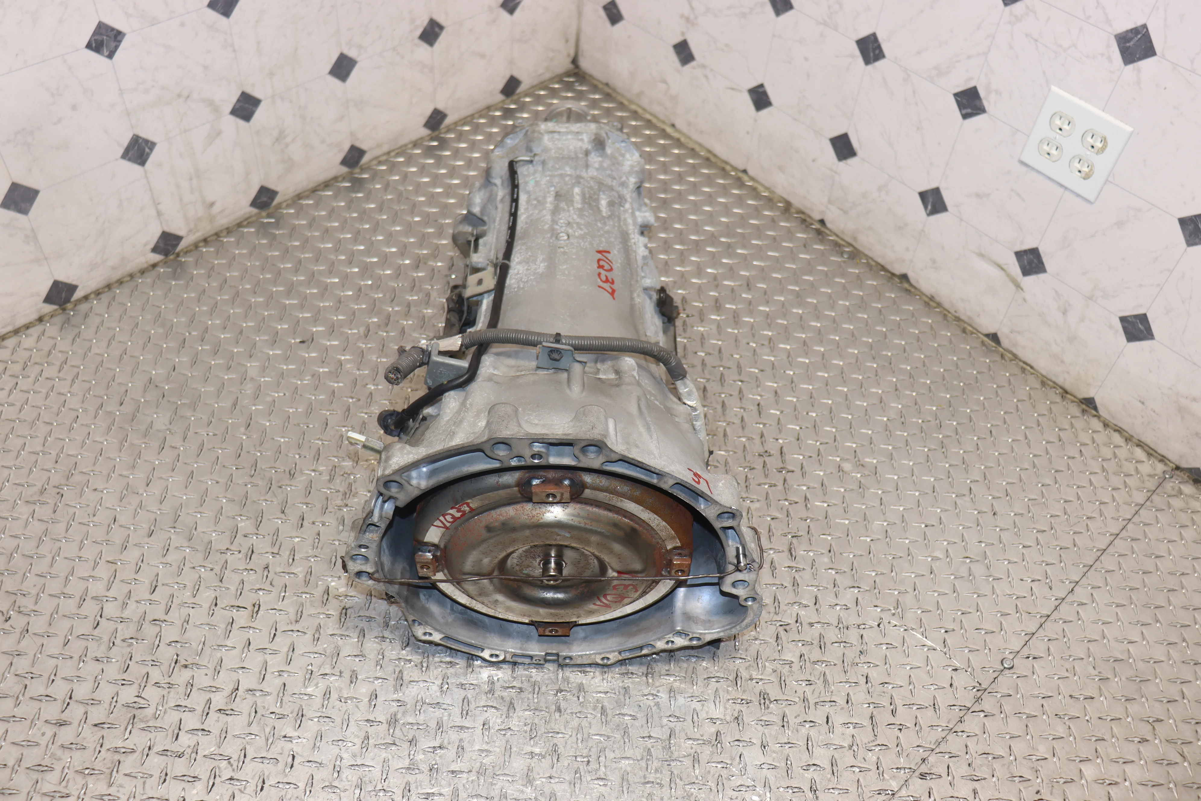 JDM VQ37 14 - 18 INFINITI Q70 / 14 - 15 Q50 / 14 - 15 Q60 / 08 - 13 G37 / 09 - 19 NISSAN 370Z AUTOMATIC 7 SPEED TRANSMISSION - Image 3